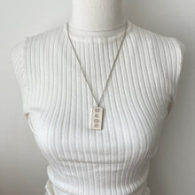 画像をギャラリービューアに読み込む, Vintage Sterling Silver Large Ingot Pendant Necklace. 1970&#39;s Retro Oversized British Hallmark 1 Ounce Bar Ingot With &amp; 24&quot; Chain (TW 39.3g)
