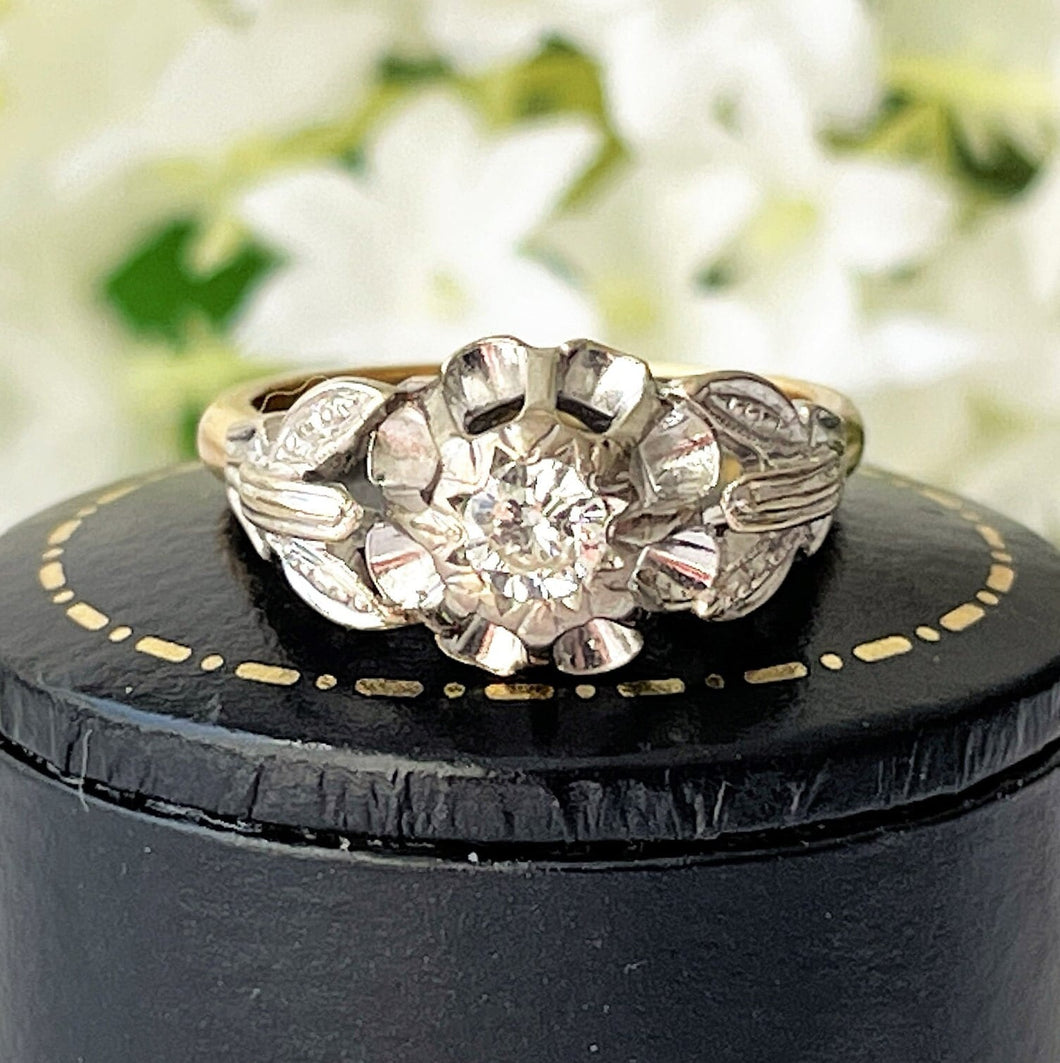 Vintage 18ct Gold Diamond Solitaire Buttercup Ring. Star Set 0.25ct Diamond Flower Ring. 1970s Retro Statement Cocktail/Engagement Ring