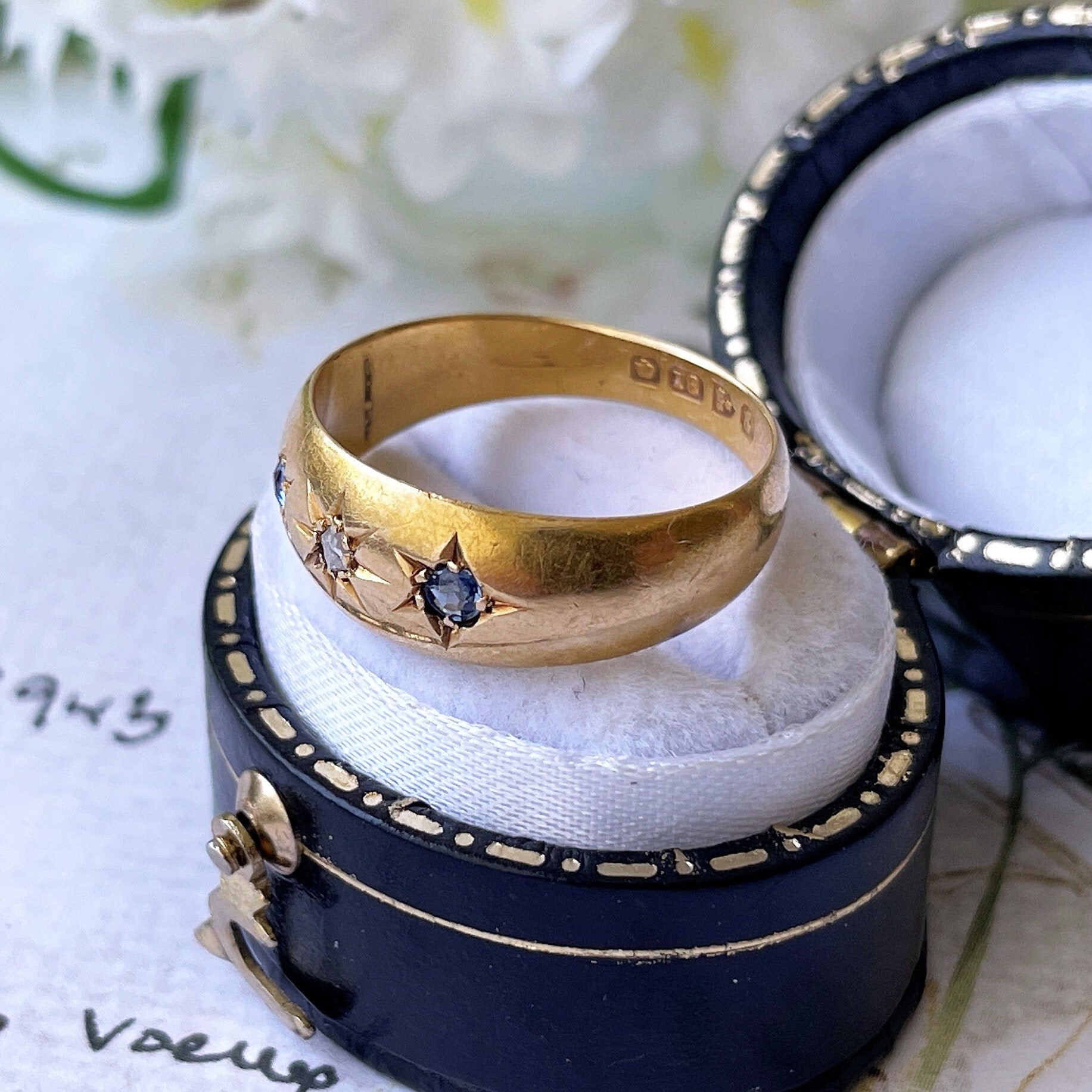 Antique 18ct Gold Diamond & Sapphire Gypsy Ring, Chester 1905. Edwardian Star Set 3-Stone Trilogy Ring. Antique Yellow Gold Dome Band Ring.