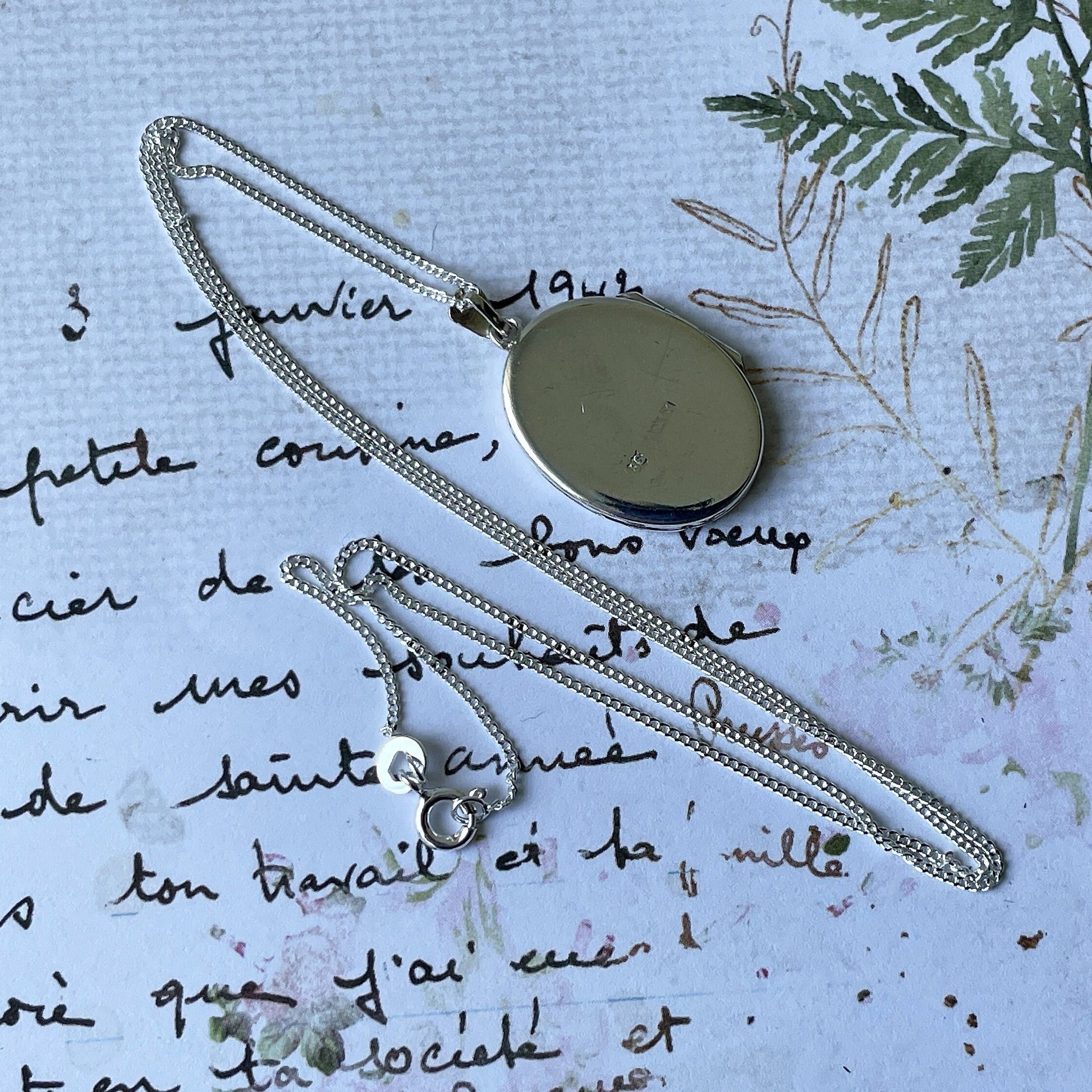 Vintage Engraved English Sterling Silver Locket & Curb Chain. Medium Oval Modernist Locket, Hallmarked 1972. Photo Locket Pendant Necklace.