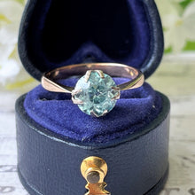Carica l&#39;immagine nel visualizzatore di Gallery, Antique Blue Zircon Solitaire 9ct Gold Ring. Edwardian/Art Deco 1.50ct Single Stone Engagement Ring. Sky Blue Zircon Ring, UK N, US 6.75
