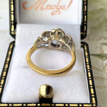 Lade das Bild in den Galerie-Viewer, Vintage 18ct Gold Diamond Solitaire Buttercup Ring. Star Set 0.25ct Diamond Flower Ring. 1970s Retro Statement Cocktail/Engagement Ring
