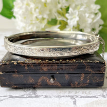 Load image into Gallery viewer, Vintage Victorian Style Ivy Engraved Silver Cuff Bracelet. Sterling Silver Narrow Hinged Bangle, Deakin Francis 1962. Sweetheart Bracelets
