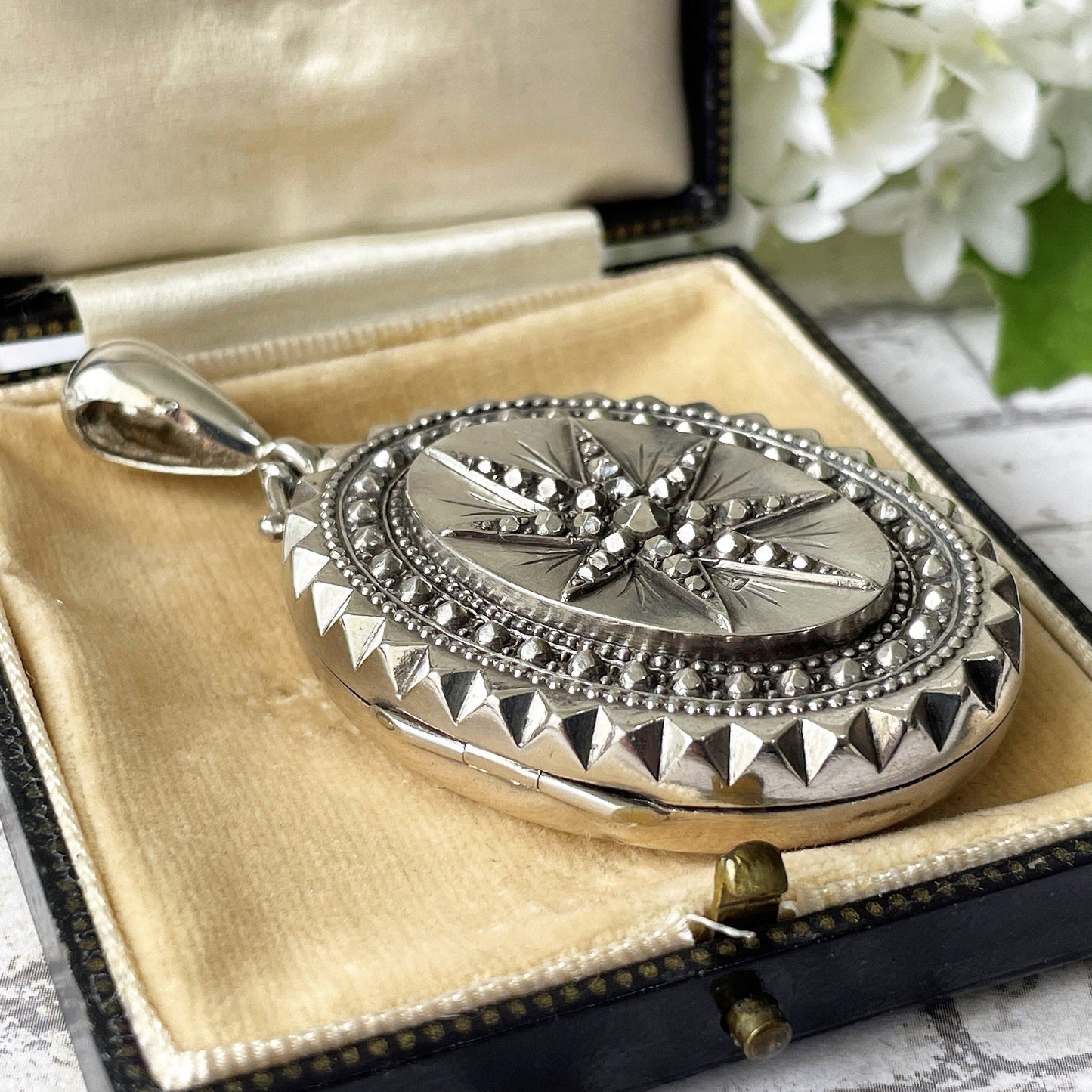 Victorian Baroque Guiding Star Sterling Silver Locket. Large Antique Studded Star English Silver Locket, T & Co 1886. Bookchain Locket.