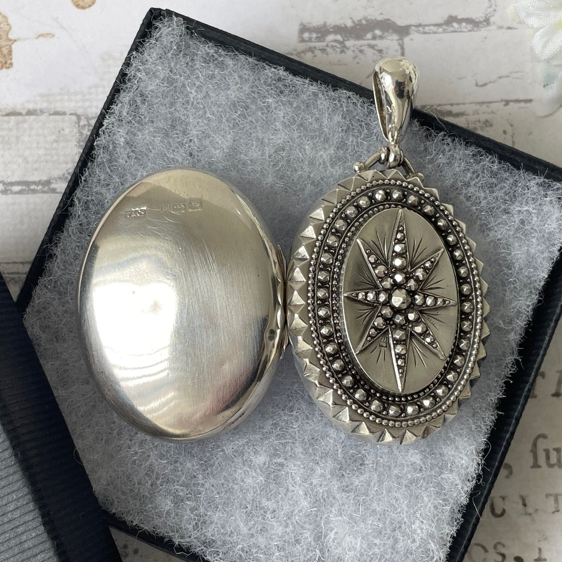 Victorian Baroque Guiding Star Sterling Silver Locket. Large Antique Studded Star English Silver Locket, T & Co 1886. Bookchain Locket.