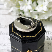 画像をギャラリービューアに読み込む, Victorian Scottish Malachite &amp; Silver Crescent Moon Brooch. Small Antique &quot;Honeymoon&quot; Lapel/Tie/Cravat/Stock Pin. Scottish Pebble Jewelry
