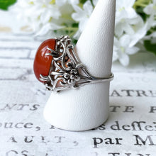 Lade das Bild in den Galerie-Viewer, Antique Arts &amp; Crafts Silver Carnelian Floral Ring. Edwardian Art Nouveau Sterling Silver Dome Statement Ring, Size UK N-1/2, US 7
