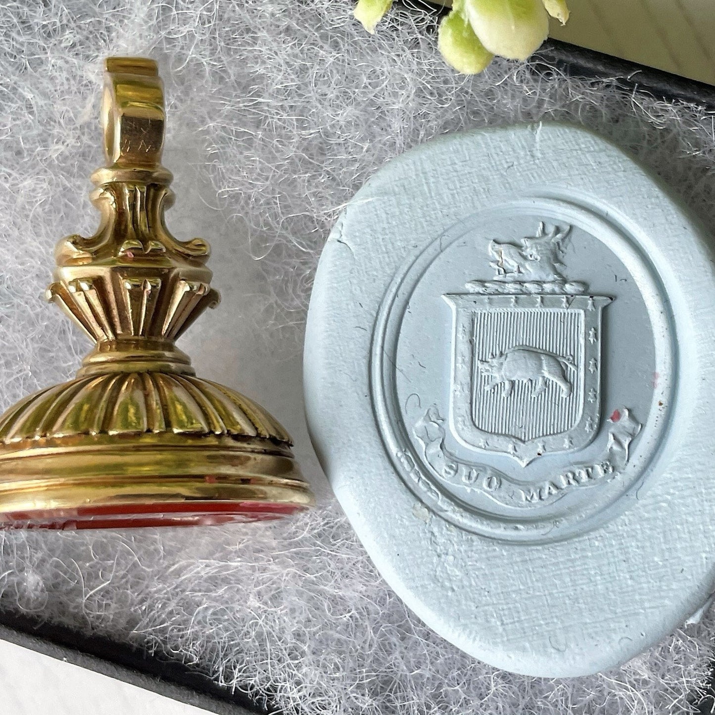 Antique 18ct Gold Carnelian Fob Seal Pendant with Coat of Arms. Georgian/Victorian Boar & Wolf "Suo Marte" Large Wax Seal Necklace Pendant