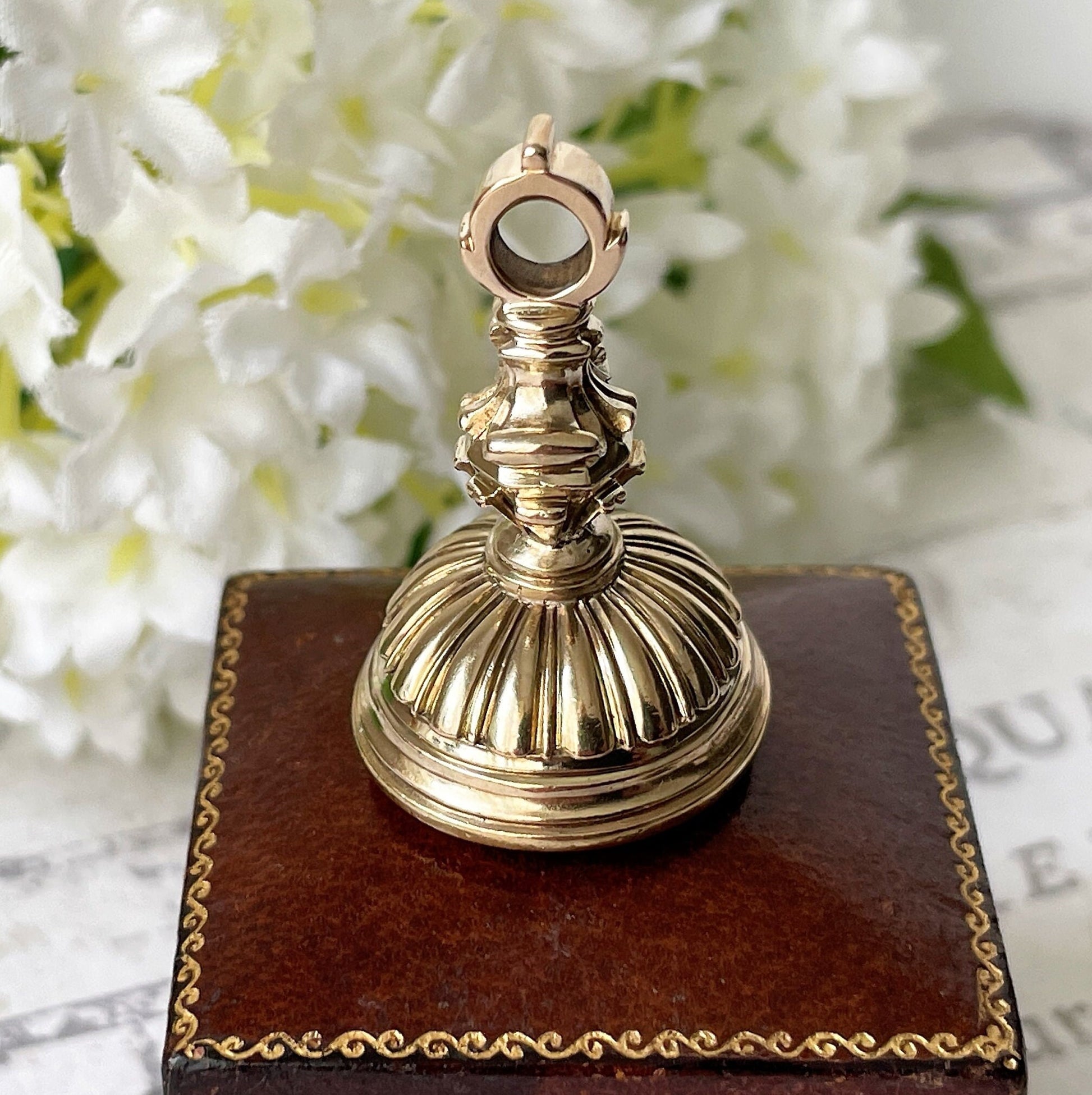 Antique 18ct Gold Carnelian Fob Seal Pendant with Coat of Arms. Georgian/Victorian Boar & Wolf "Suo Marte" Large Wax Seal Necklace Pendant