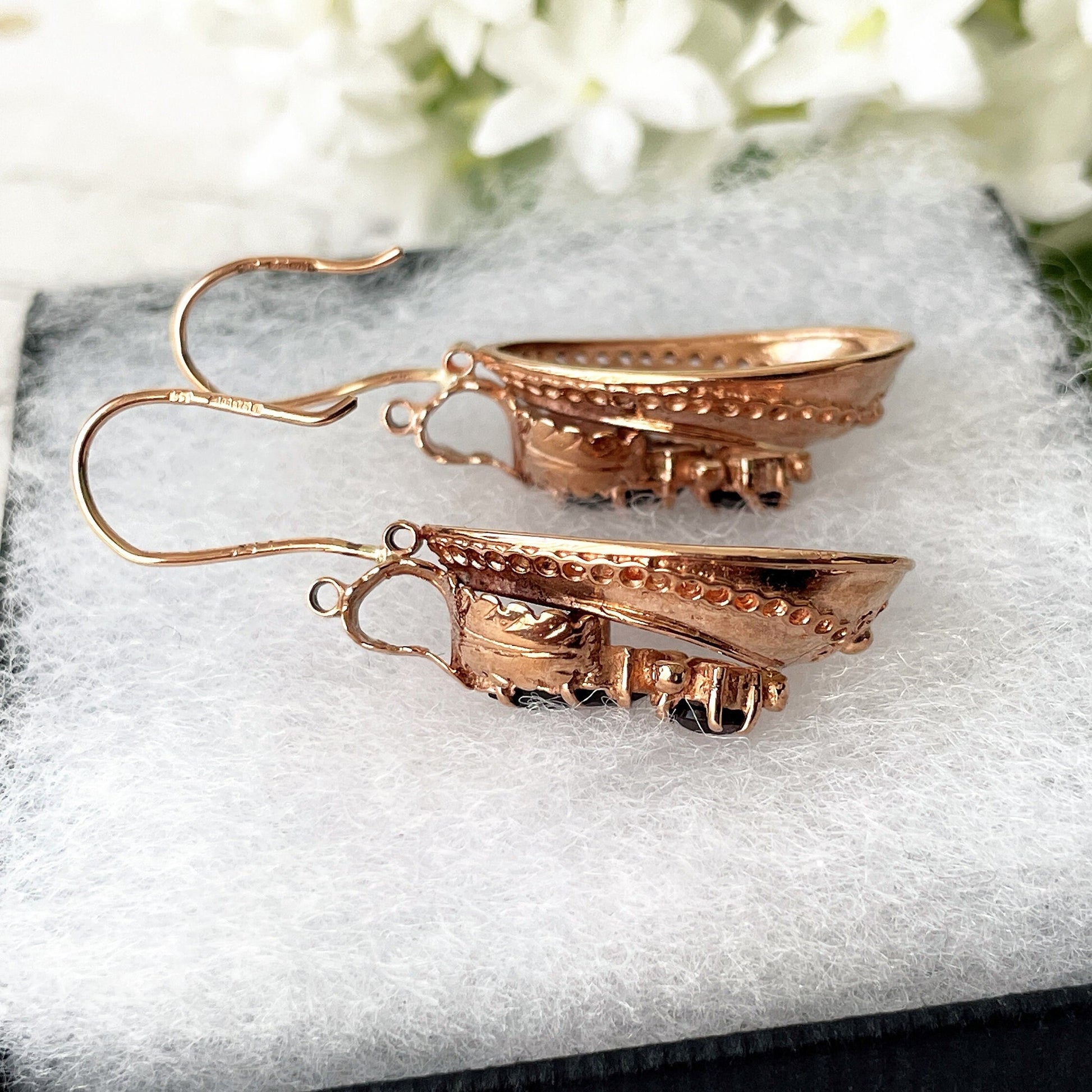 Victorian 9ct Rose Gold Etruscan Revival Garnet Drop Earrings, Boxed. Antique Bohemian Garnet Pendant Drop Earrings. Victorian Gold Jewelry