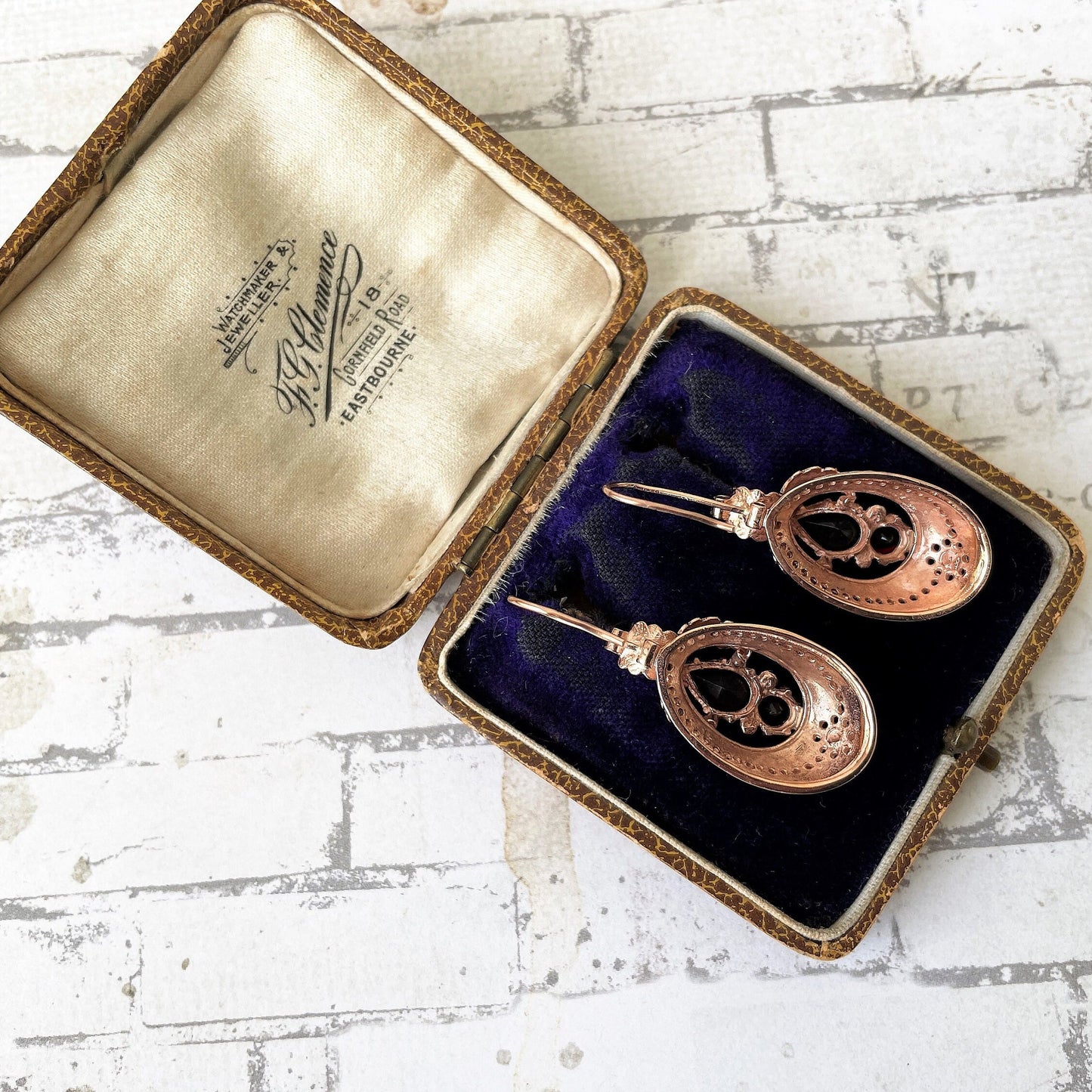 Victorian 9ct Rose Gold Etruscan Revival Garnet Drop Earrings, Boxed. Antique Bohemian Garnet Pendant Drop Earrings. Victorian Gold Jewelry