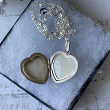 Carica l&#39;immagine nel visualizzatore di Gallery, Vintage Sterling Silver Guilloche Engraved Heart Locket Necklace. Art Deco Revival 2-Photo Love Heart Locket On Sterling Silver Trace Chain
