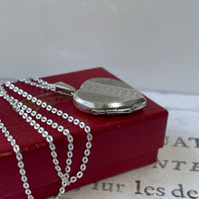 Lade das Bild in den Galerie-Viewer, Vintage Sterling Silver Guilloche Engraved Heart Locket Necklace. Art Deco Revival 2-Photo Love Heart Locket On Sterling Silver Trace Chain
