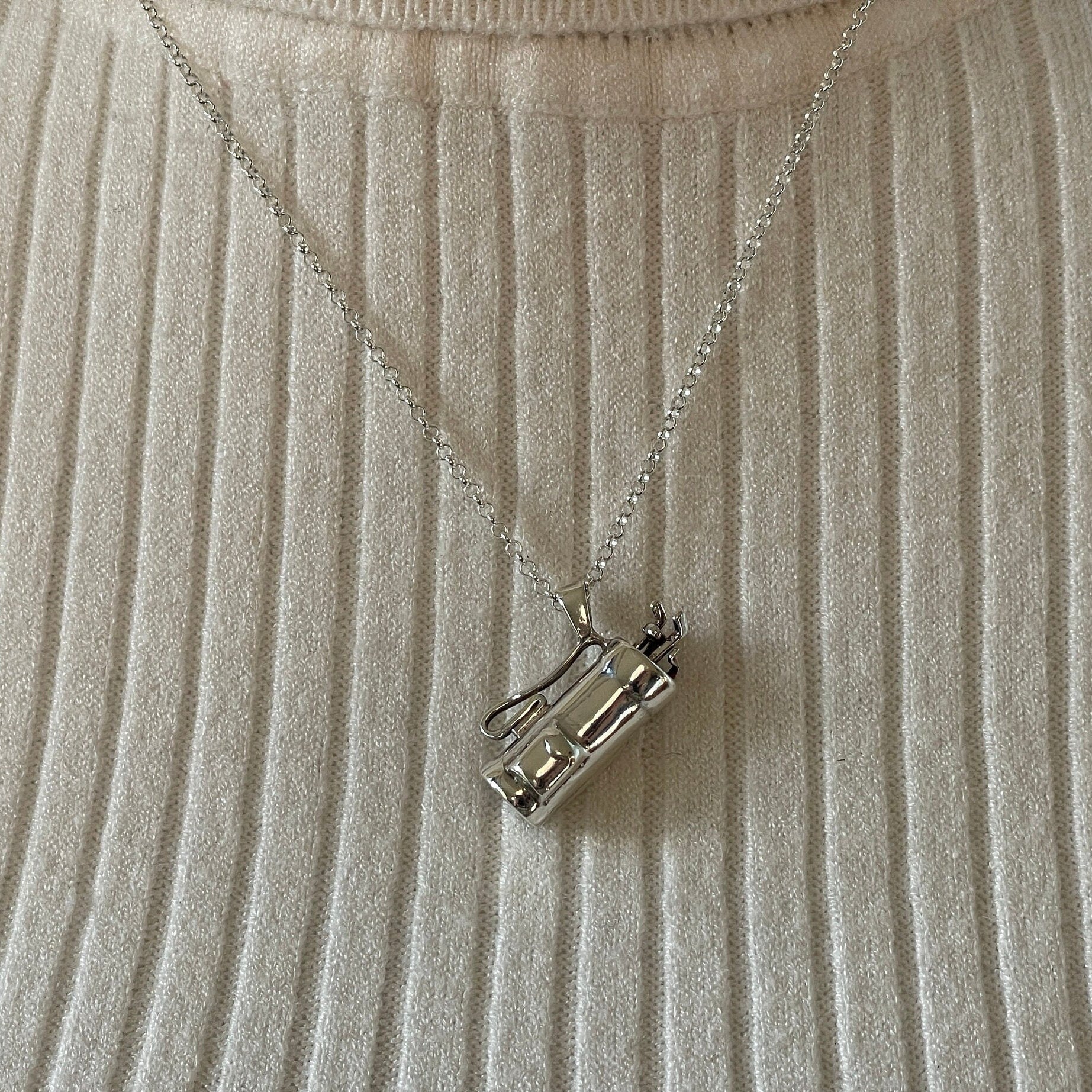 Vintage 1970s Sterling Silver Figural Golf Pendant Necklace. Retro Golf Bag orders & Clubs Large Charm. Designer Pendant On Chain, Ari D. London