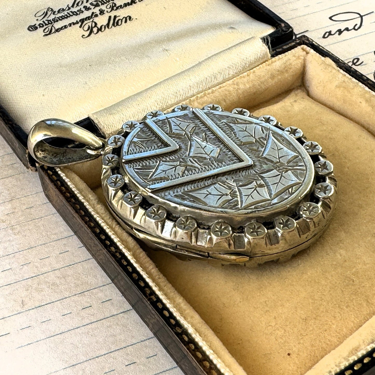 Antique Victorian Sterling Silver Locket Pendant. Aesthetic Engraved Ivy & Stars Medium Size Oval Locket. Victorian Love Token Locket