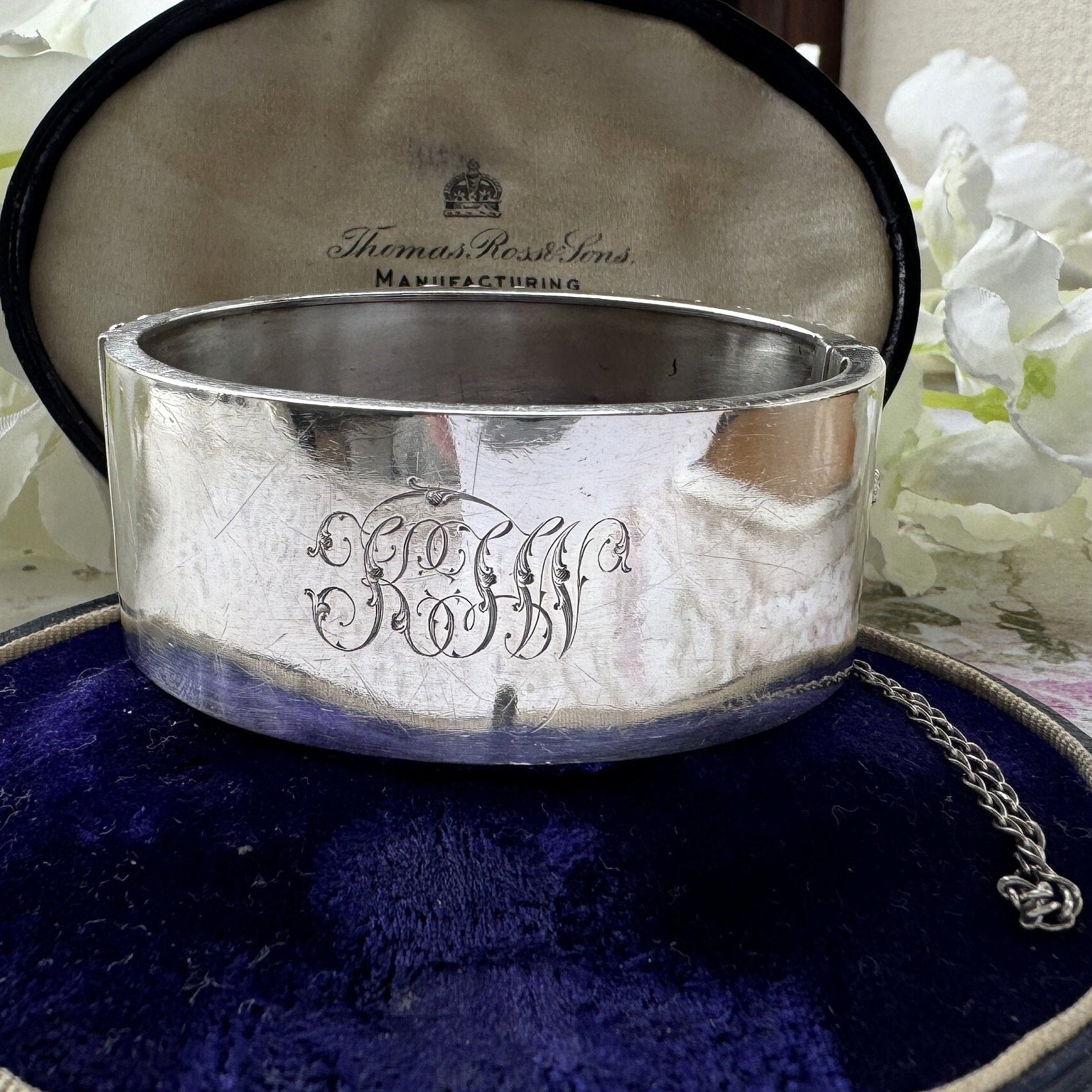 Victorian c1862 Rose, Thistle & Shamrock Silver Jubilee Bangle Bracelet. Antique Victorian Aesthetic Engraved Hinged Sterling Silver Cuff.