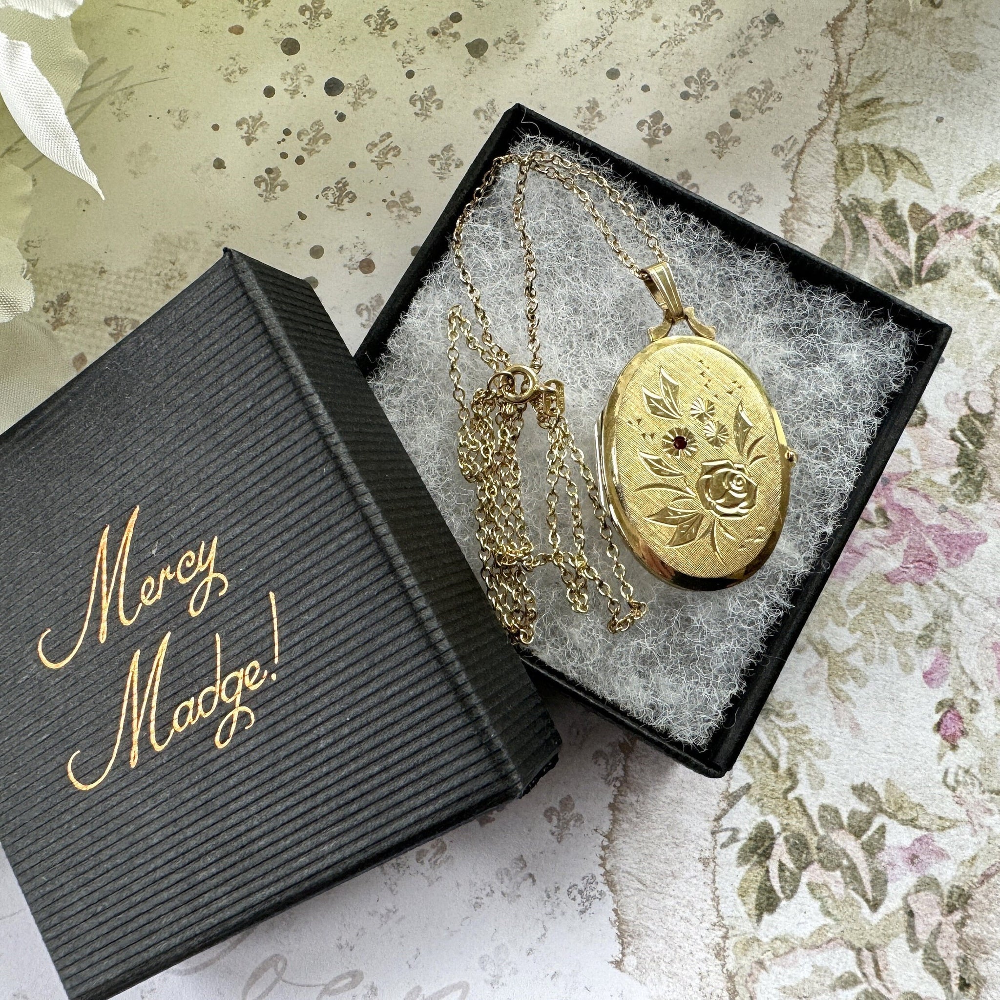 Vintage K&L 14ct Rolled Gold Ruby Crystal Engraved Rose Locket On 
