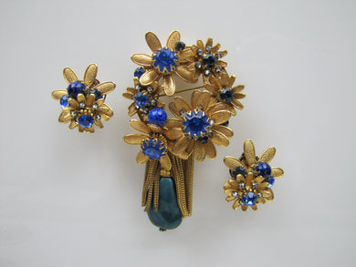 1940s DeMario New York Brooch & Earring Set - MercyMadge